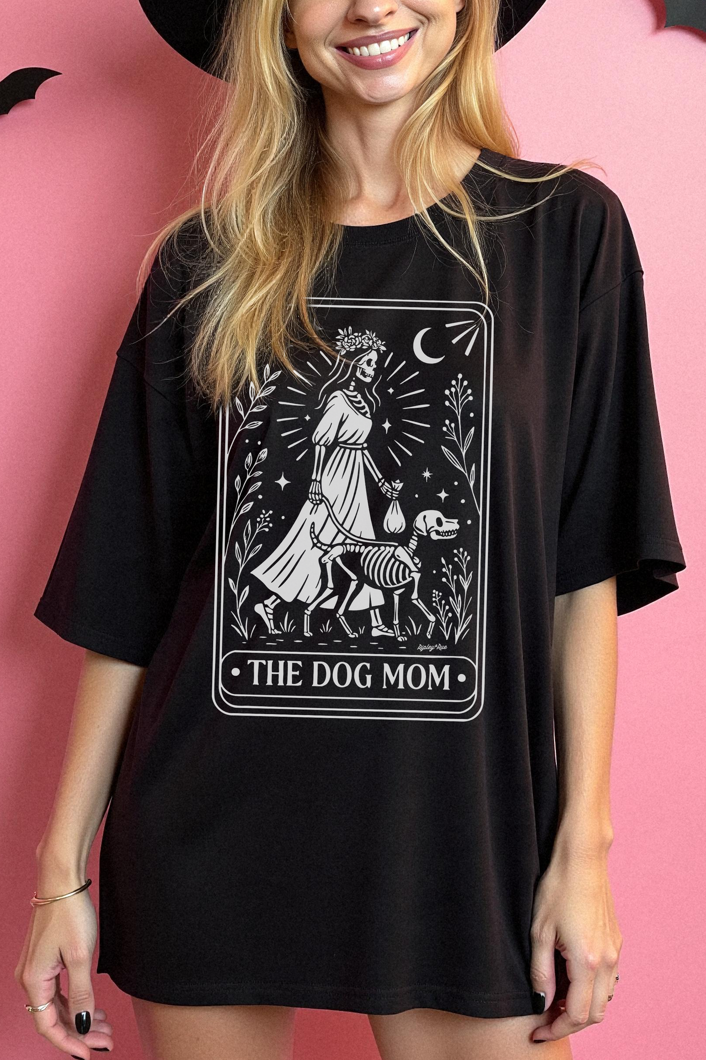 The Dog Mom Tarot Card T-shirt